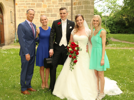 Der Tag der Hochzeit folgte, für Lisa der schönste Tag in ihrem Leben