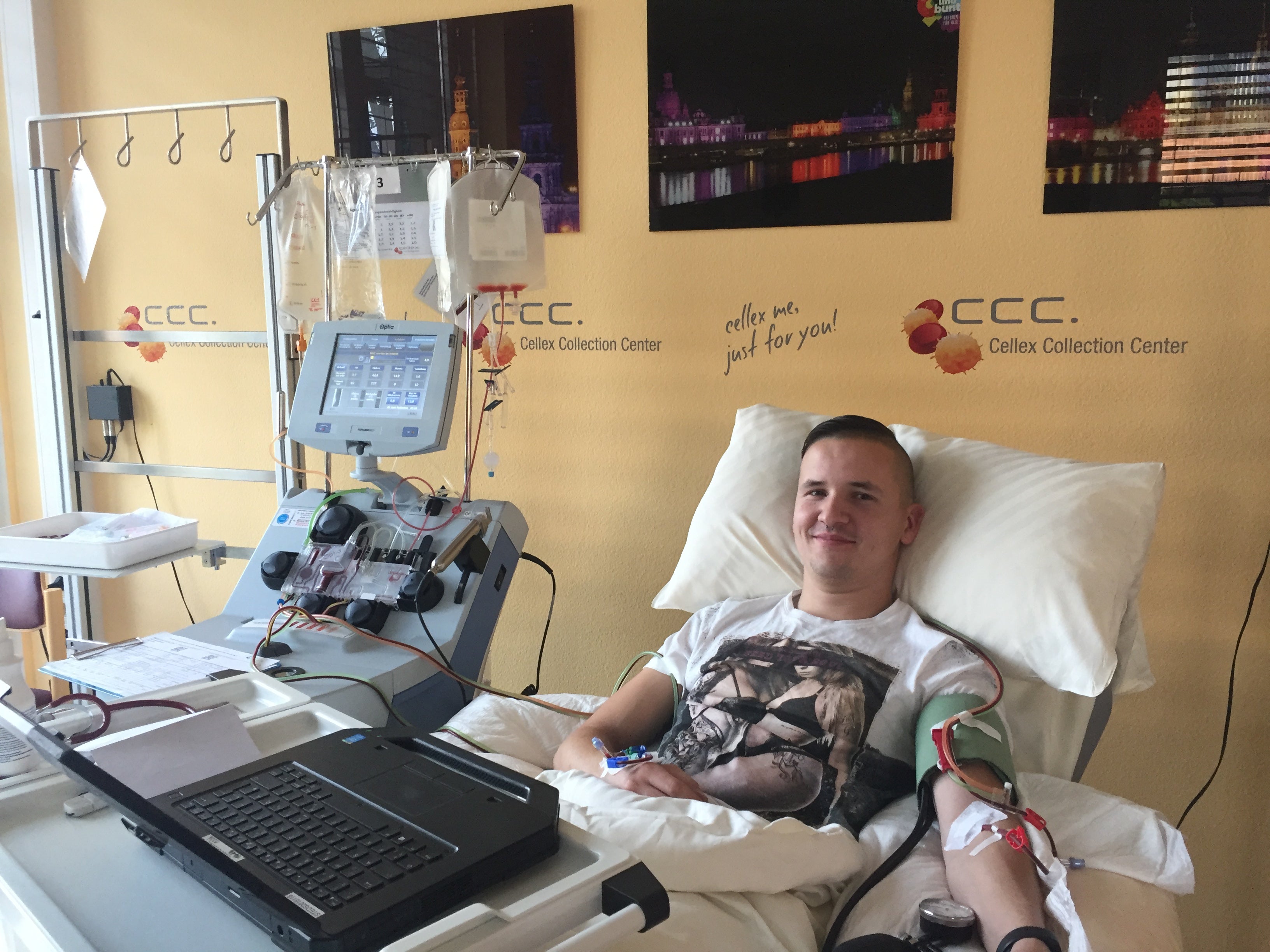 ein Mann während seiner Stammzellspende