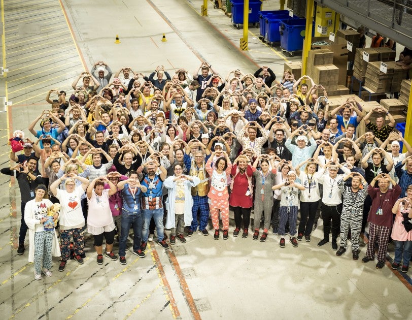 Amazon Goes Gold im Logistrikzentrum Leipzig. Copyright: Robert Raithel