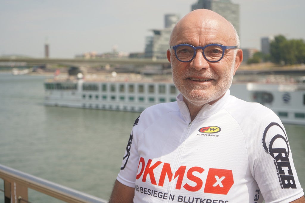 Portraitfoto von Helmut Thillmann