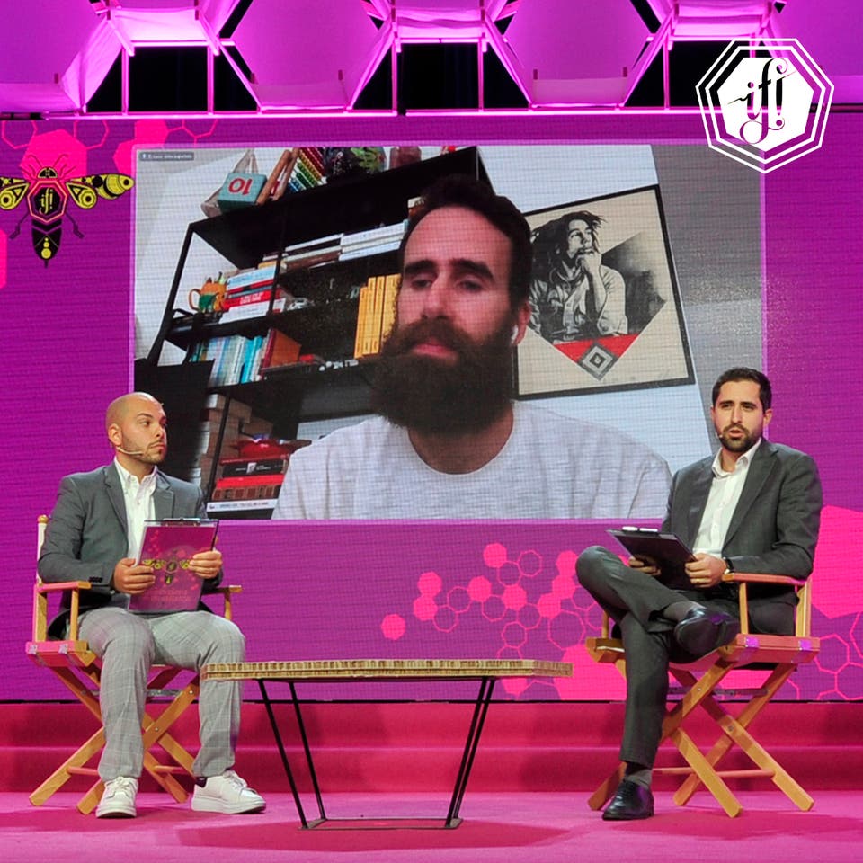 Article card header image