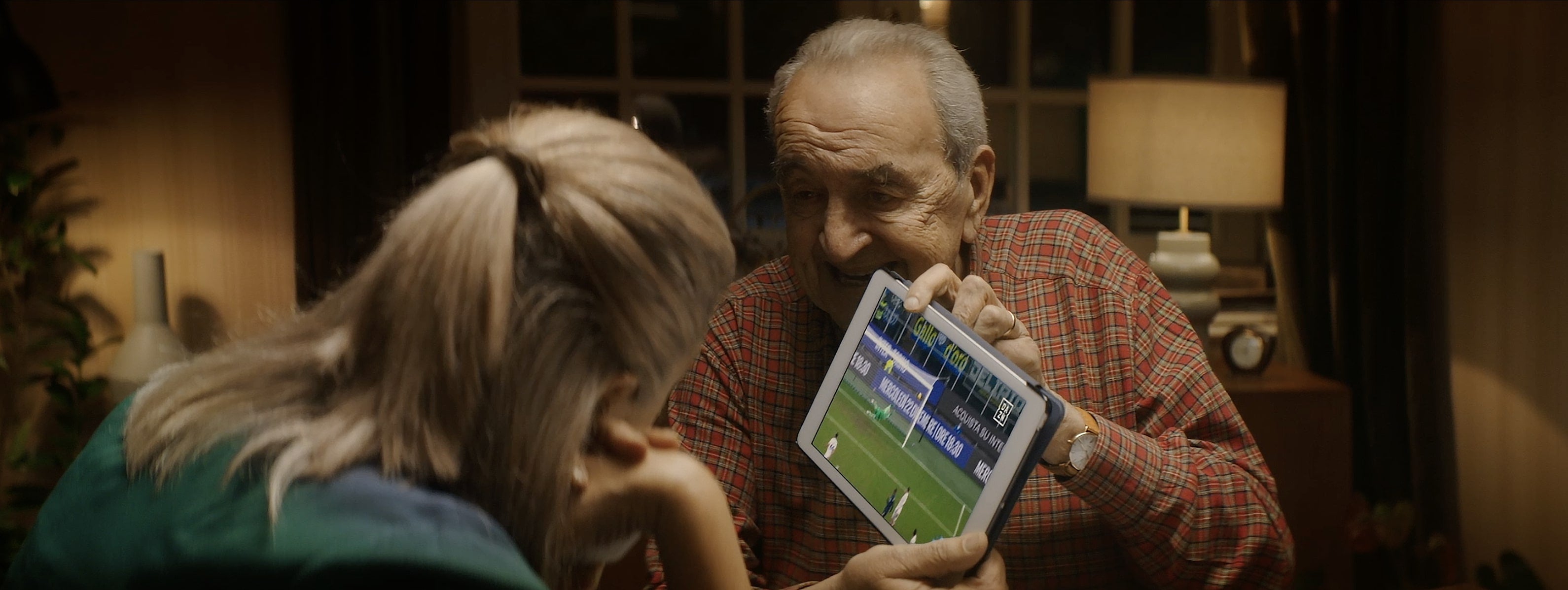 Article card header image