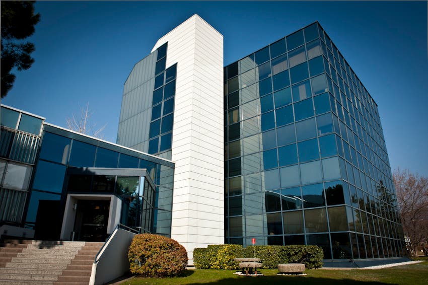 Article card header image