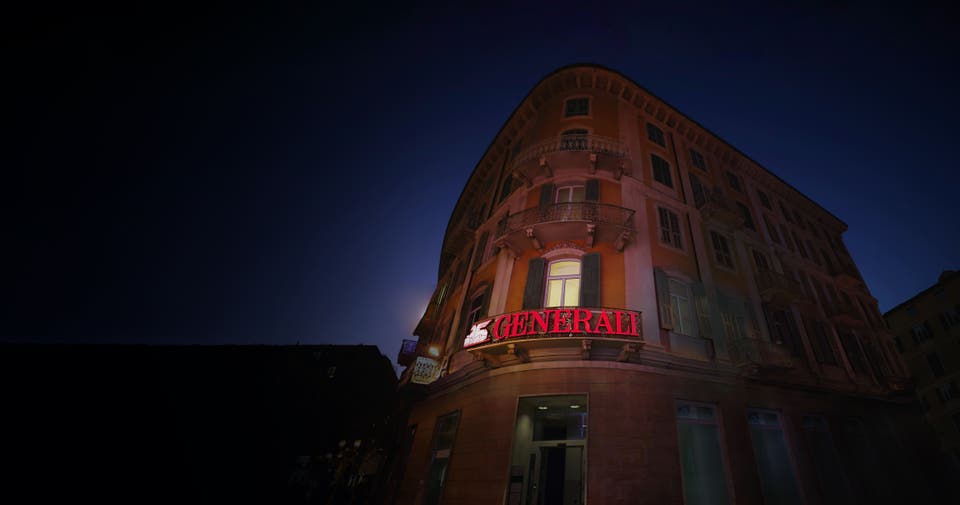 Article card header image