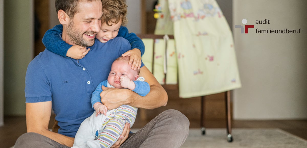 Zahlreiche familienfreundliche Arbeitgeber tragen zur Vereinbarkeit von Familie und Beruf ihrer Mitarbeiter bei.