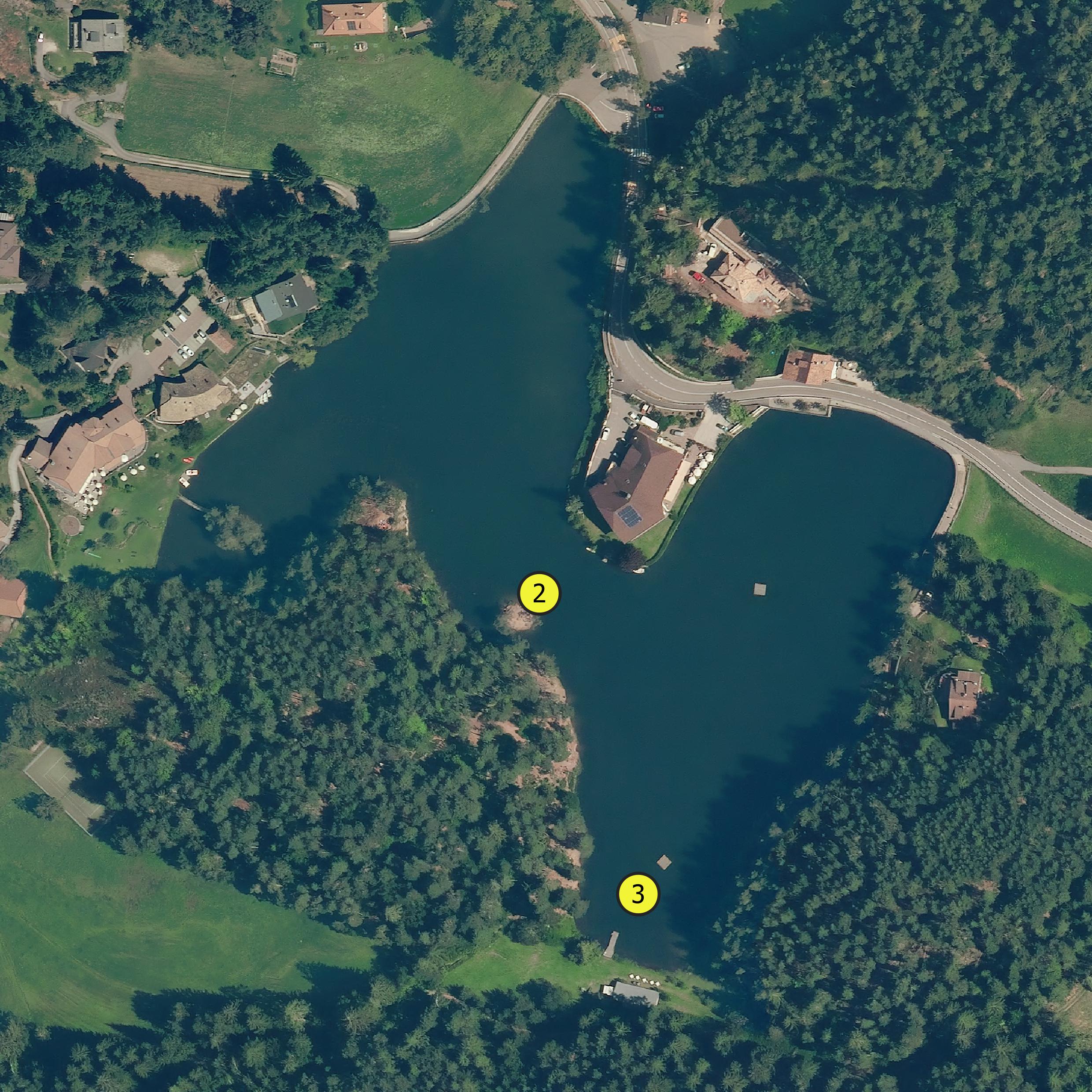 Monitoringpunkte Wolfsgrubener See (Foto: Landesagentur für Umwelt und Klimaschutz)