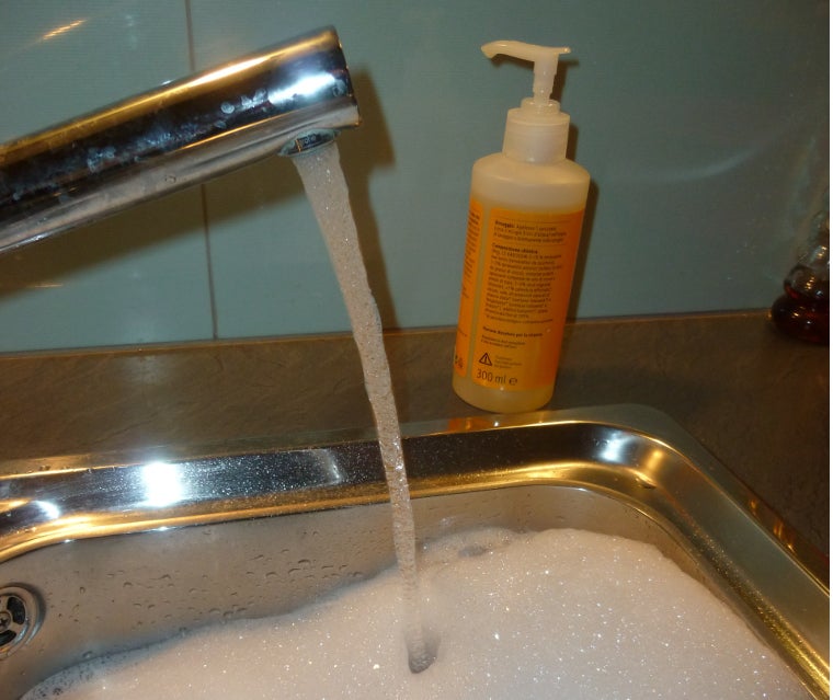 Schaumbildende Substanzen: Tenside