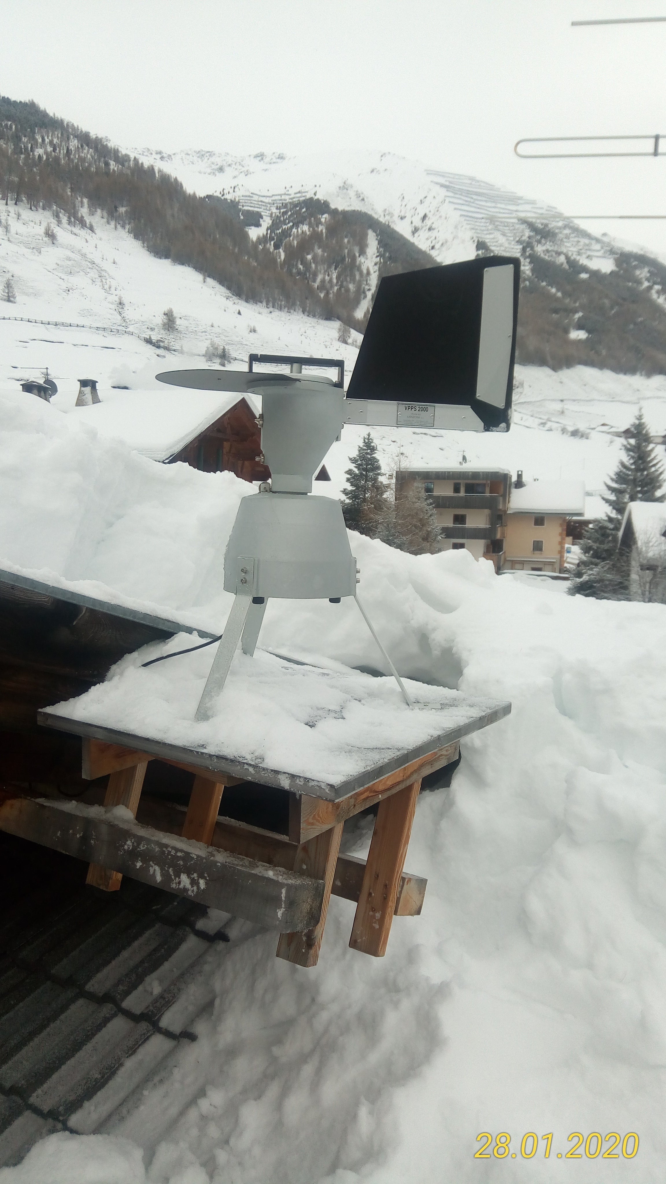 Pollenfalle Grub bei Inbetriebnahme im Spätwinter 2020 (Foto: Landesagentur für Umwelt und Klimaschutz, Felderer)