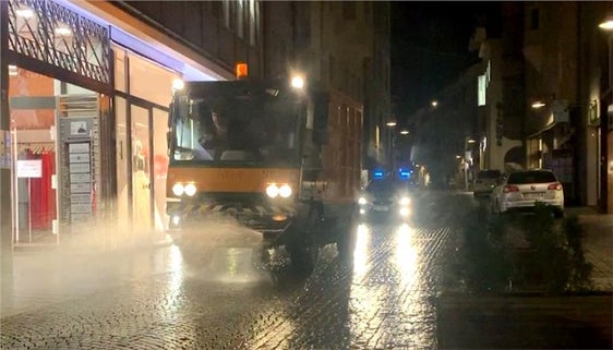 Desinfizierun von Straßenoberflächen und urbanen Freiflächen (Foto: GNews)