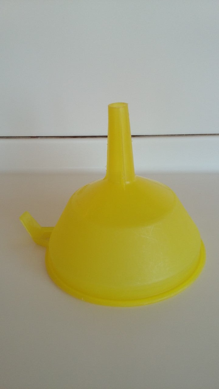 PP-Trichter (Foto: Landesagentur für Umwelt und Klimaschutz)