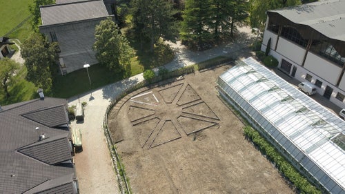 Neugestalteter Schaugarten an der FS Salern