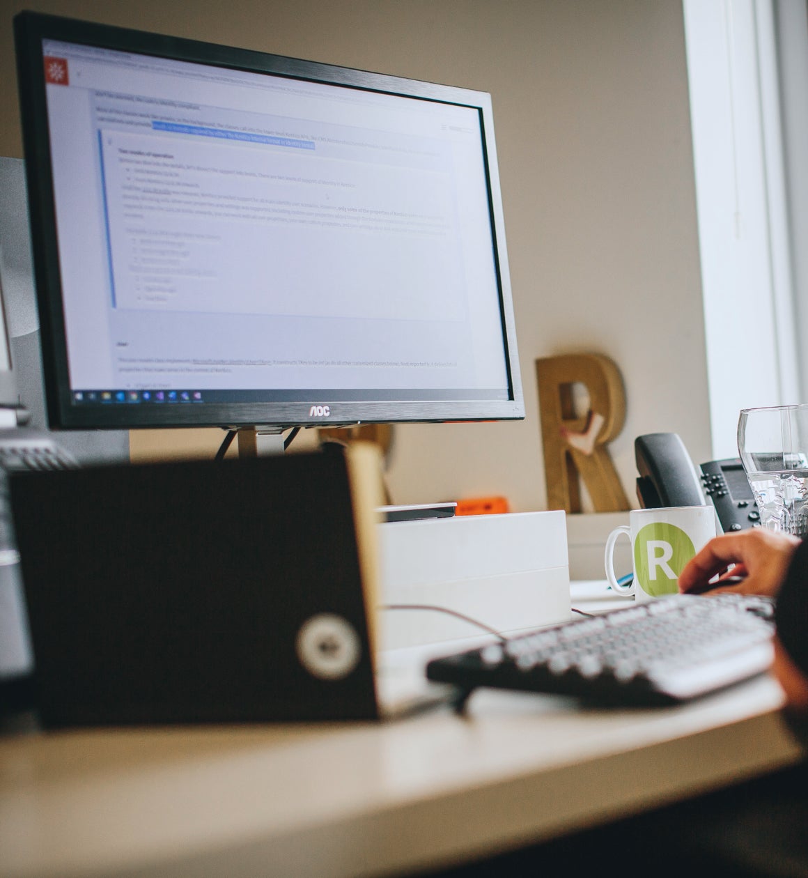 Ridgeway desk with monitor