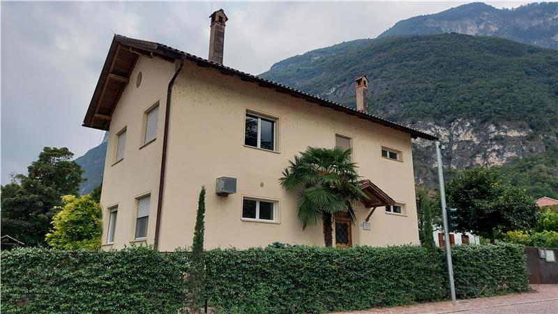 Conti Salvadori Crivelli