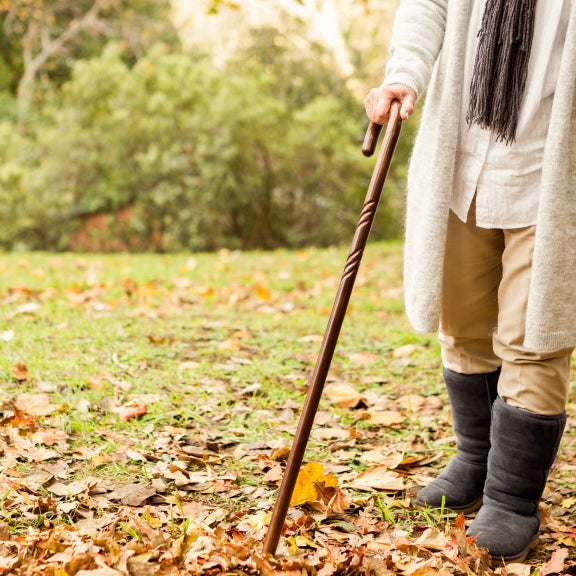 What height walking stick do you need? How to measure - Complete