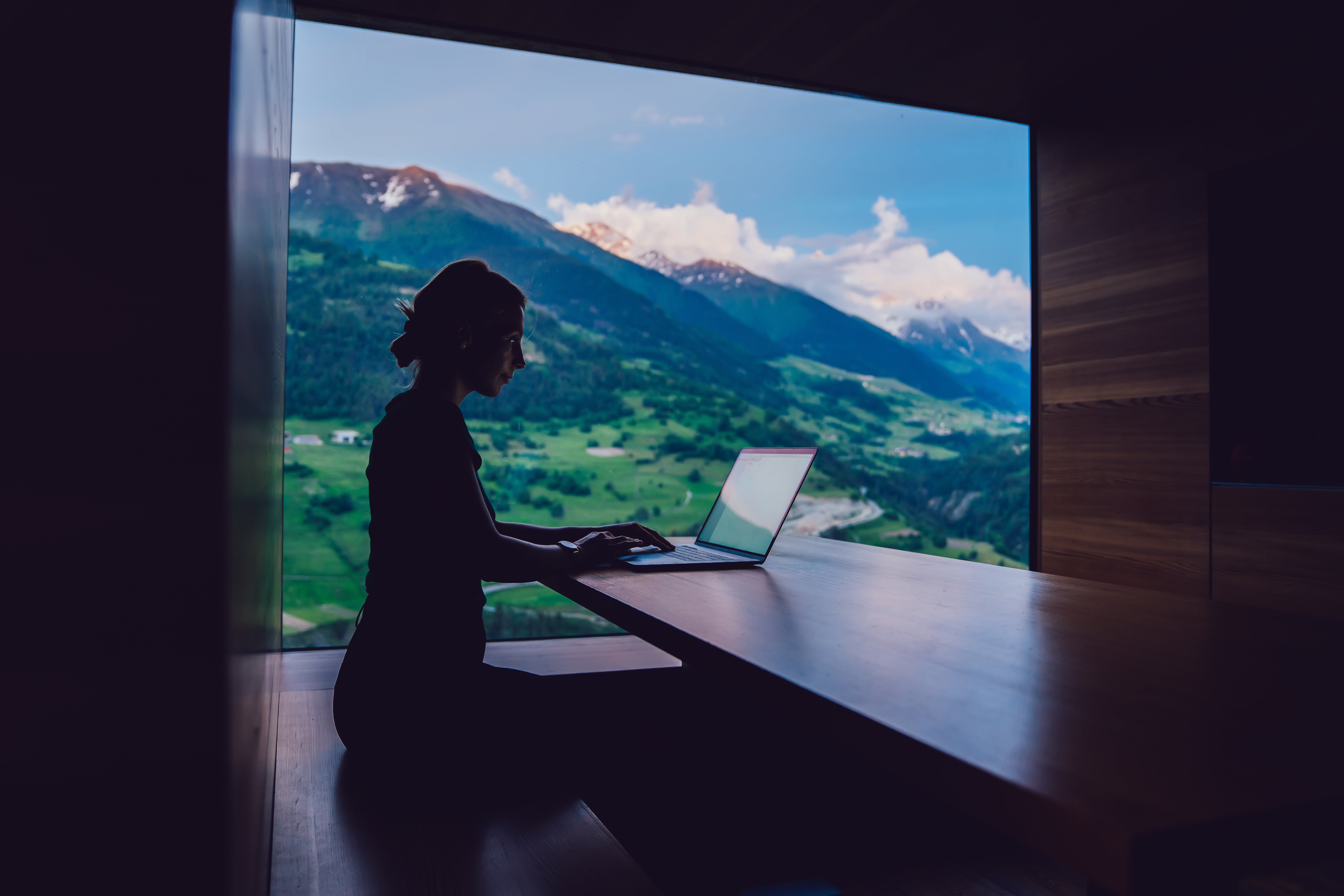 Article card header image