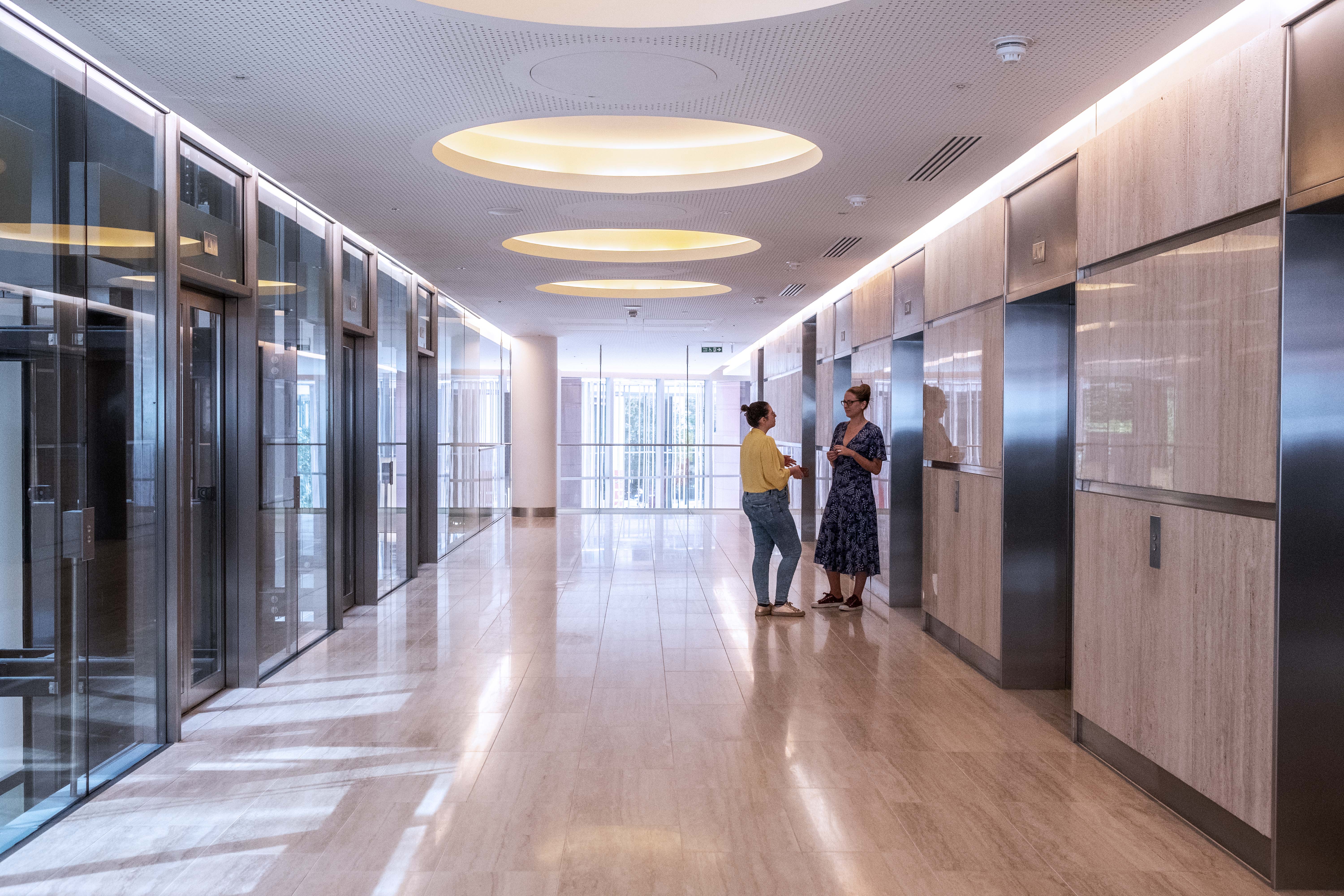 Article card header image