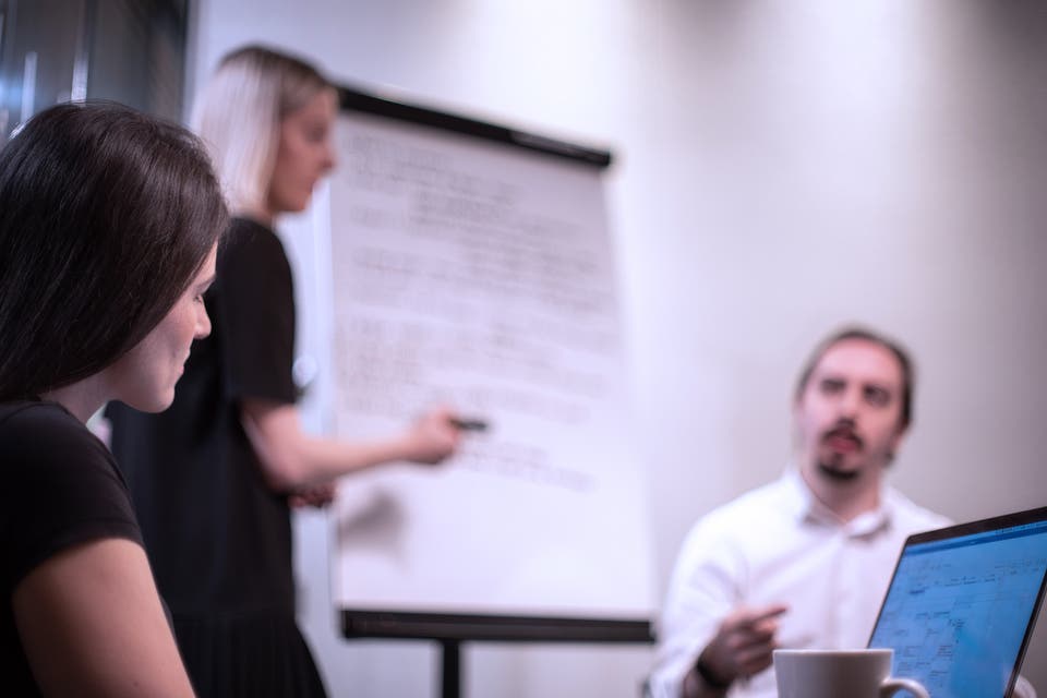 Article card header image