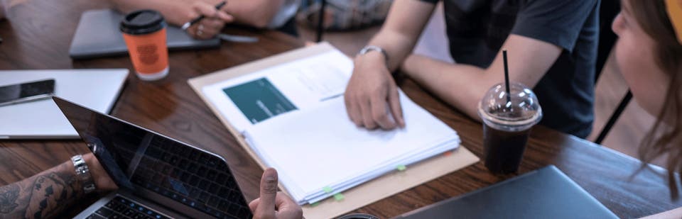 R-kioski, Fonum ja Bisnes +  : Web-analytiikan auditoinnilla turvallista ja laadukasta tiedonkeruuta