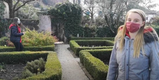 Schülerin stellt unsere Schule vor