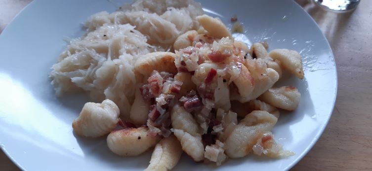 Schupfnudeln mit Speck-Zwiebel-Butter | News
