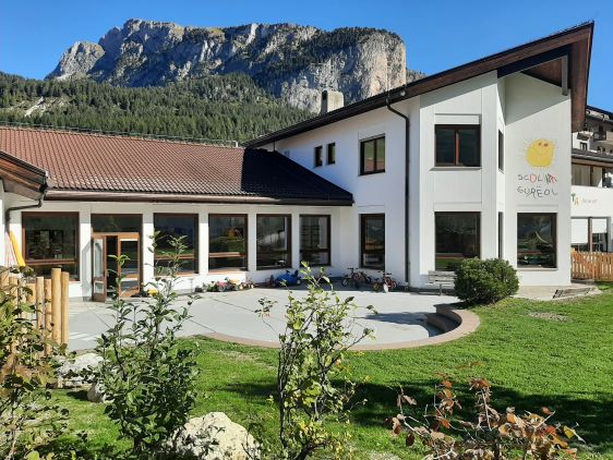 Scolina "Surëdl" de Sëlva