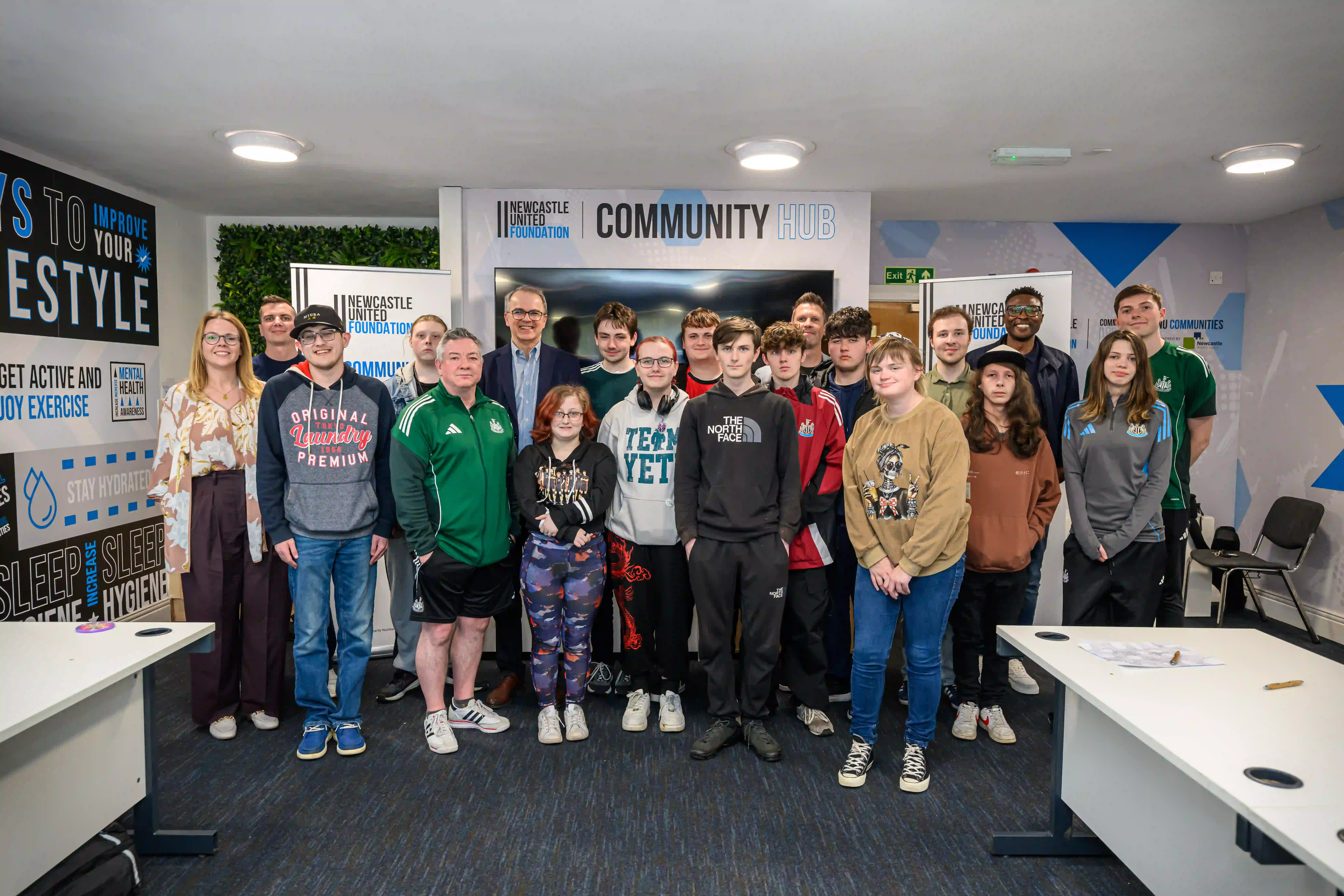 A group of Kings trust and NUF young people at the Howdon hub taking part in a money talks session. 