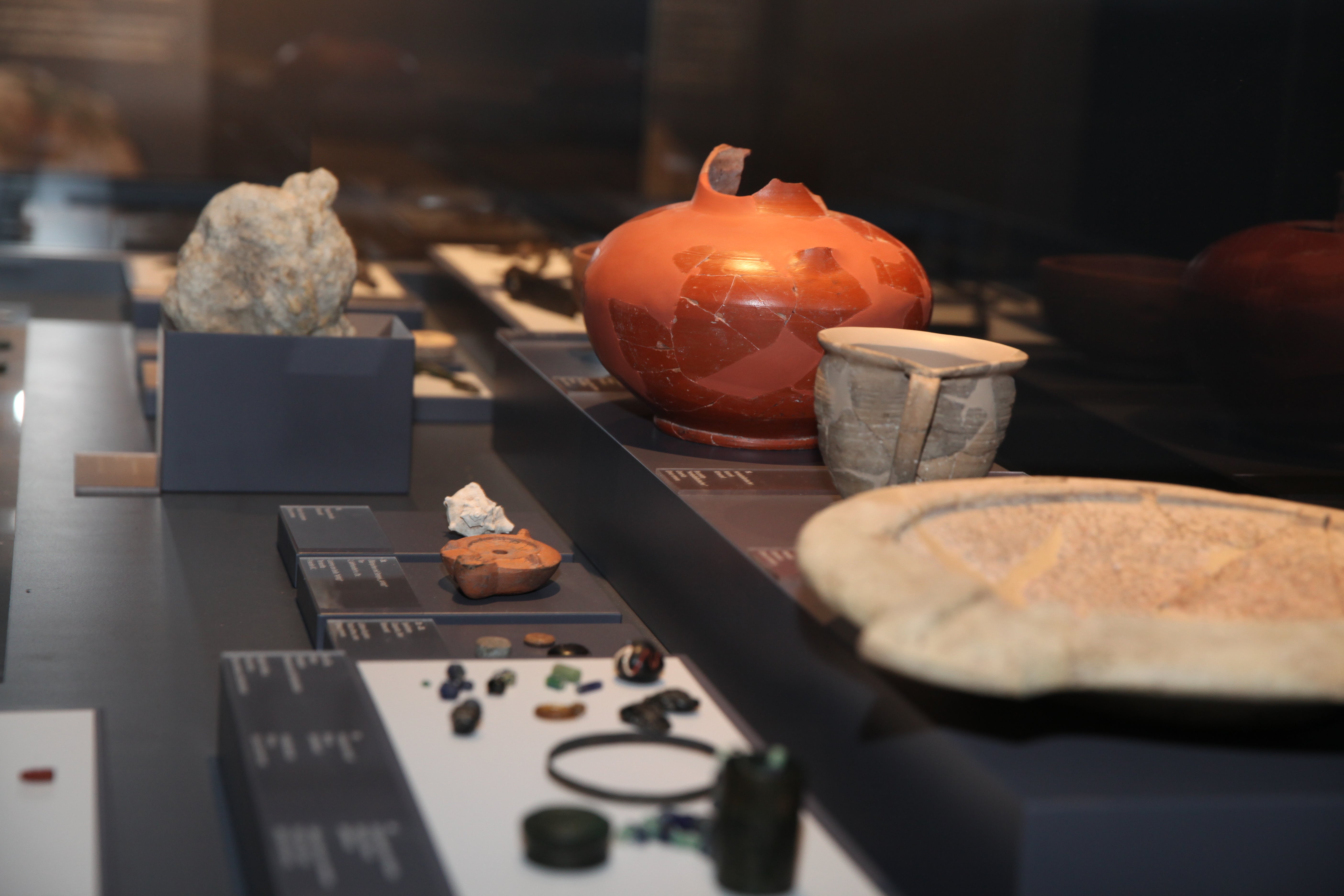 Objekte aus der römischen Zeit. Foto Amt für Museen und museale Forschung
