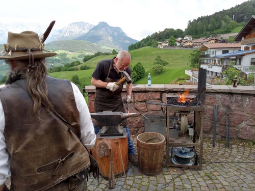 Alte Handwerksberufe: der Schmied. Foto Museum Steinegg