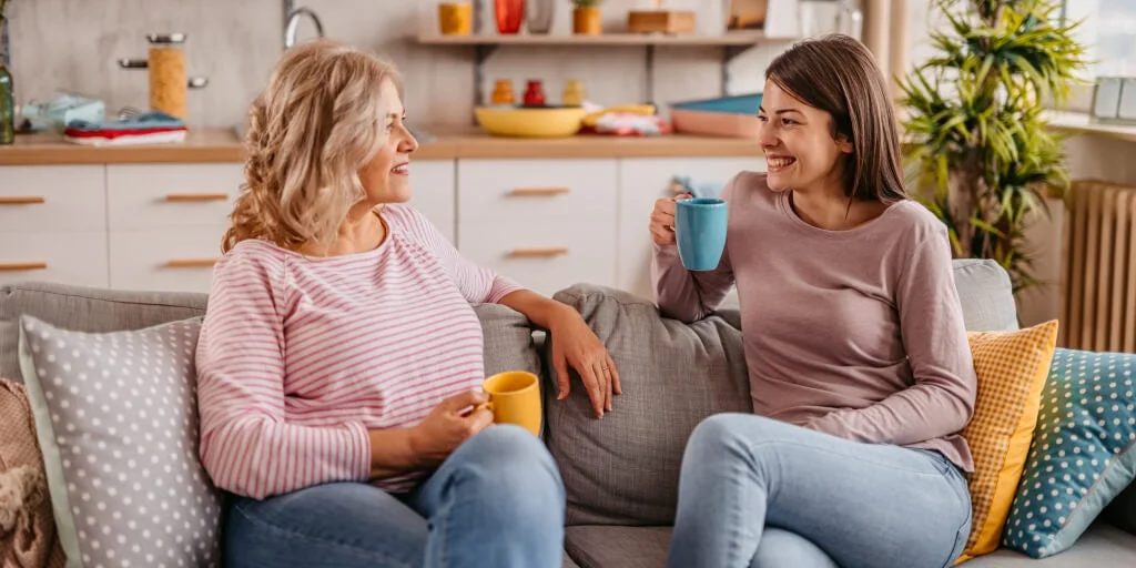Women drinking tea