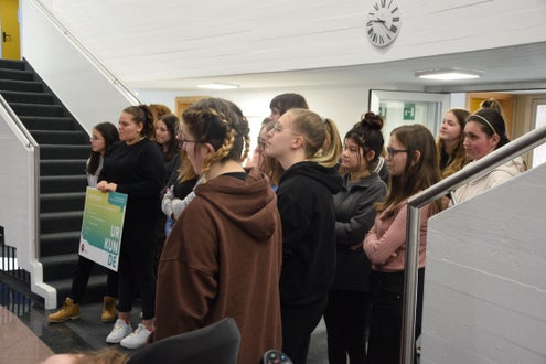 Preisverleihung Wettbewerb politische Bildung 2. Klasse. Foto: FS Tisens