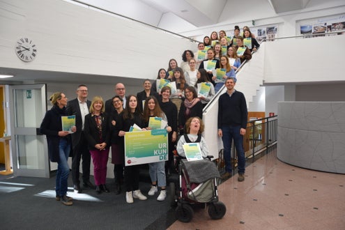 Preisverleihung Wettbewerb politische Bildung 2. Klasse. Foto: FS Tisens