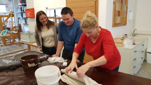 Workshop Filzen an der Winterschule Ulten. Fotos: FS Tisens