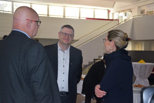 Preisverleihung Wettbewerb politische Bildung 2. Klasse. Foto: FS Tisens