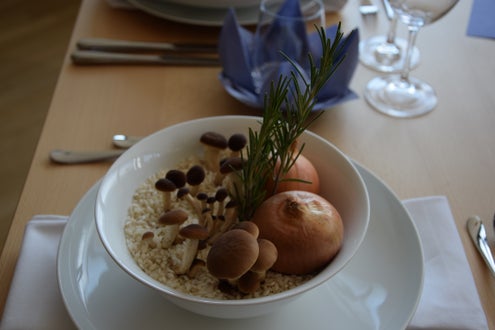 Kreative Tischdeko. Fotos: FS Tisens