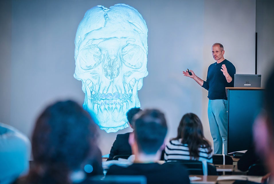 Dr. Thomas Kofod on stage presenting at the Materialise CMF Innovation Summit