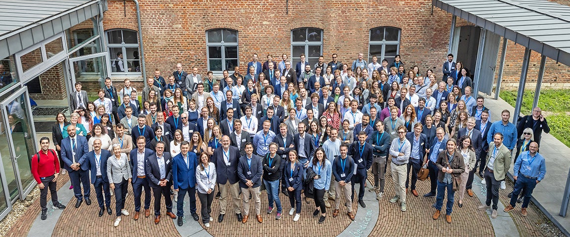 Aerial group photo of attendees at the 3D Planning and Printing in Hospitals Forum 2025