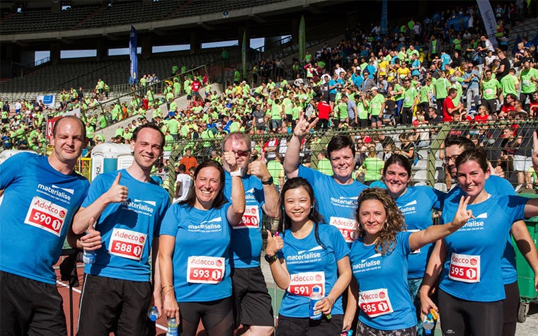 Group of Materialise employees posing at Ekiden Run
