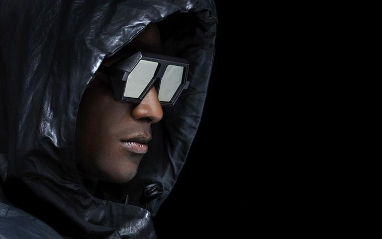 Hooded model wearing VAVA sunglasses