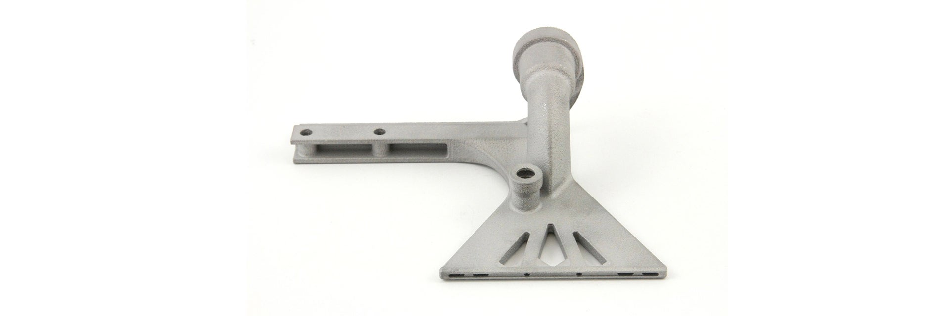 Pinza de succión de aluminio impresa en 3D después de la optimización del diseño