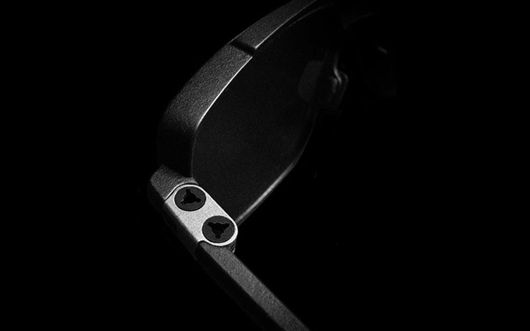 Nahaufnahme des 3D-gedruckten Scharniers der fmhofmann Cosmos-Brille von oben