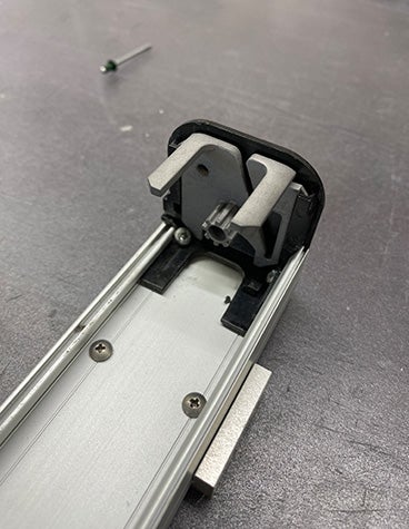 A roller coupler featuring Lufthansa's metal 3D-printed titanium latch.