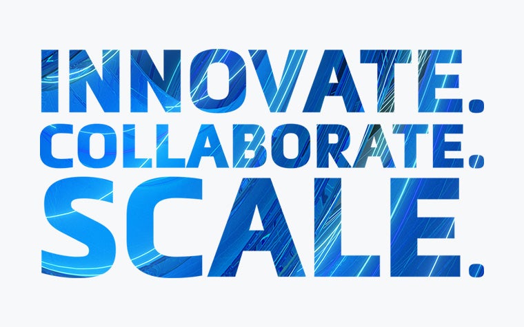 "혁신. Collaborate. 확장." 글자 안에 파란색 소용돌이 모양의 선이 그려져 있습니다.