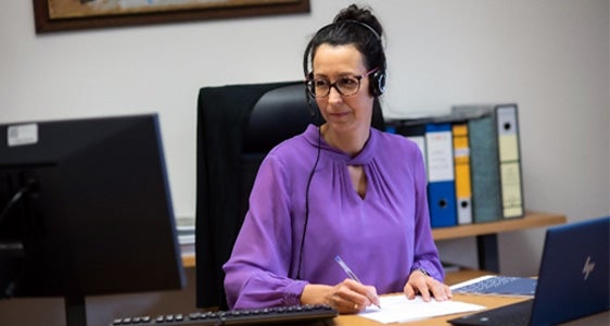 Ansprechpersonen und Kontakt