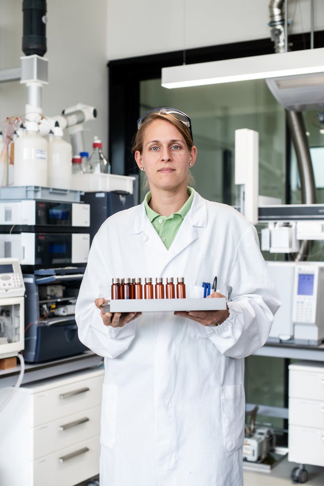 Abb. 4: Daniela Hey, Labor für Aromen und Metaboliten
© Laimburg Research Centre/Ivo Corrà