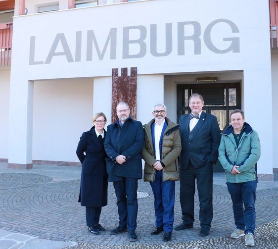 Abb. 1: von links Sabine Öttl, Tewes Tralau, Michael Oberhuber, Andreas Hensel, Klaus Marschall: © Laimburg Research Centre/Julia rizzo