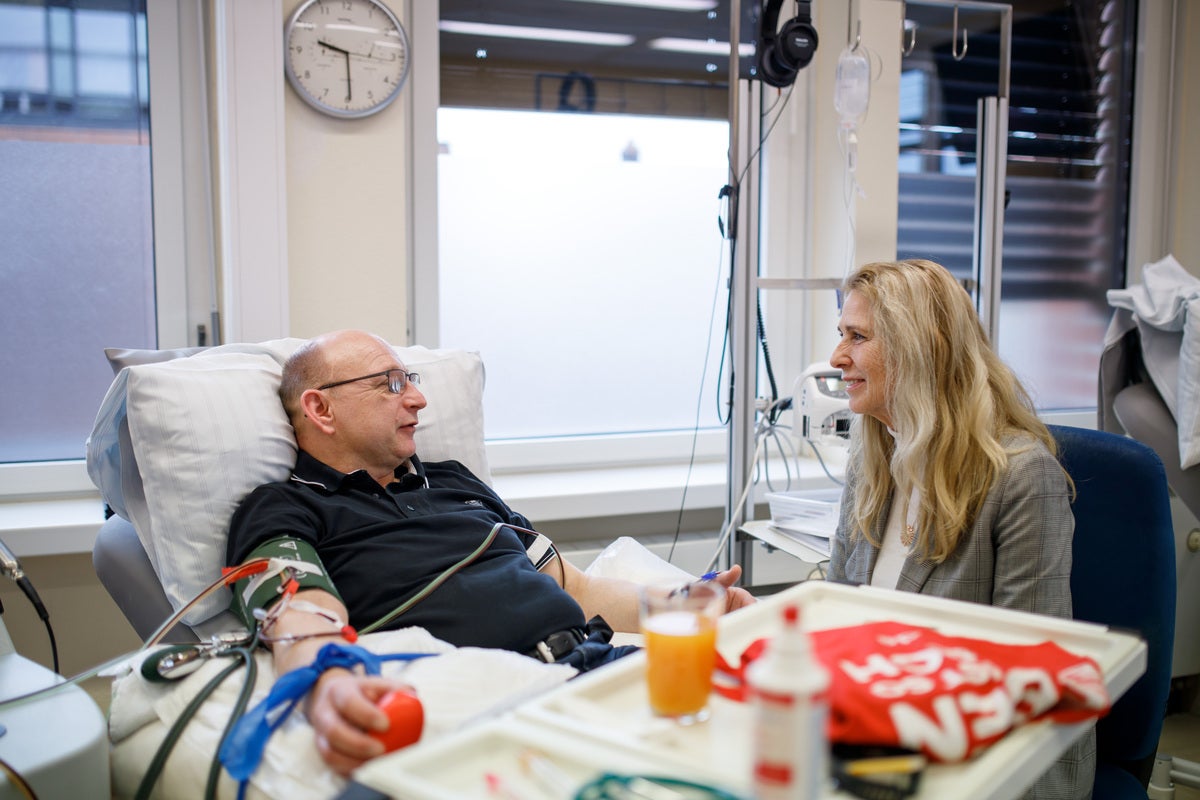Donor Michael with Chief Executive Officer, Dr Elke Neujahr