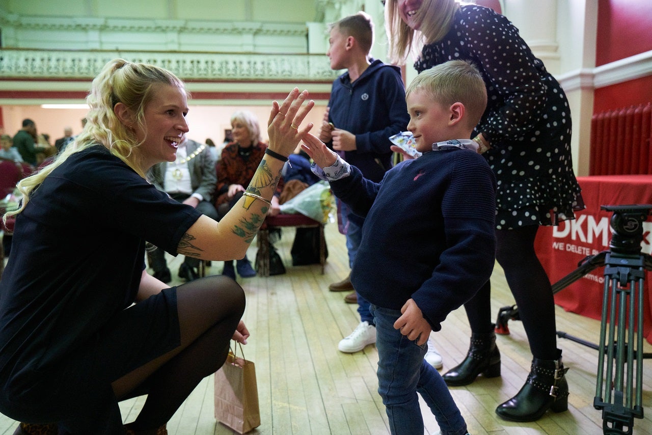 Christin and Alfie meeting for the first time