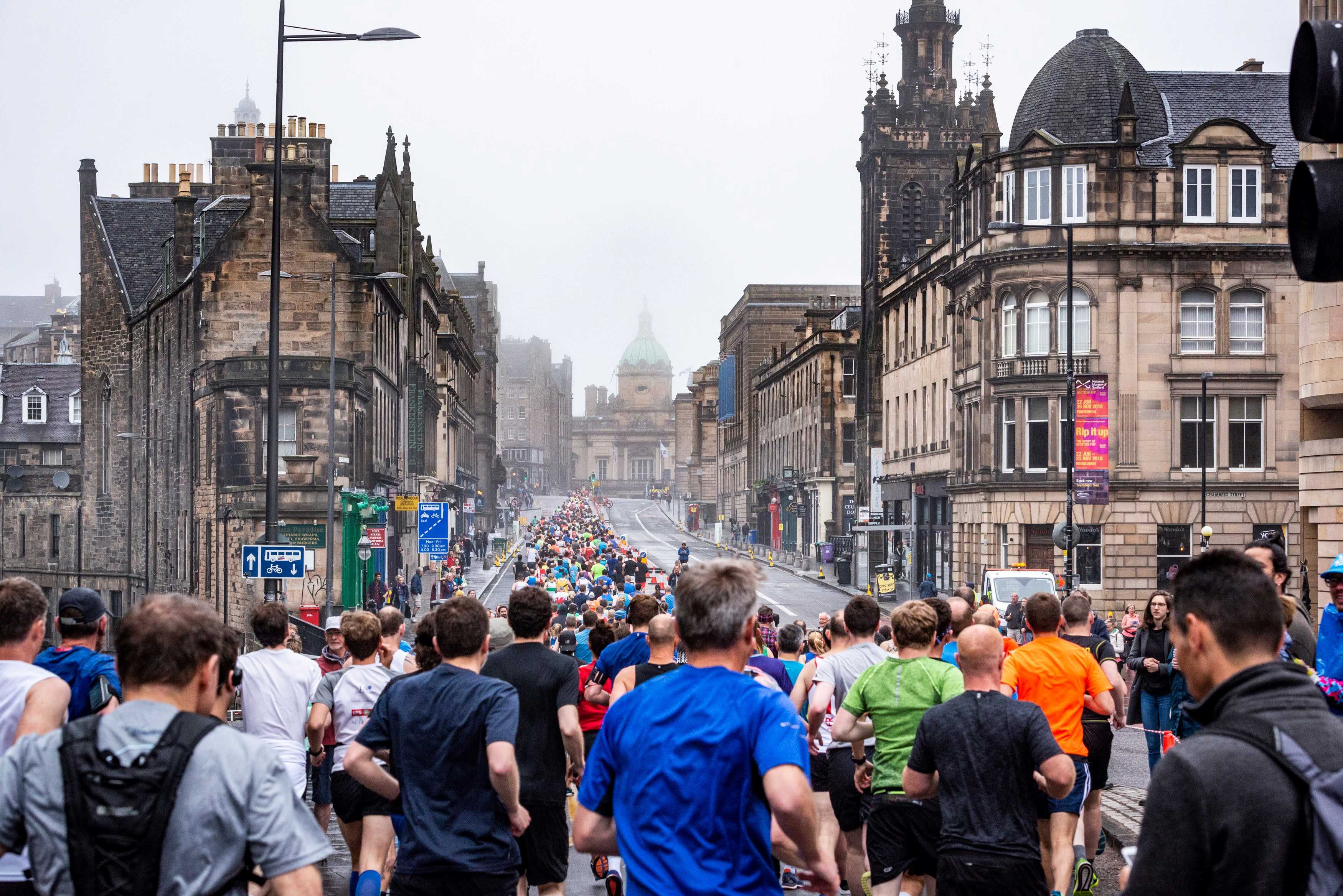 Runners in race in Edinburgh