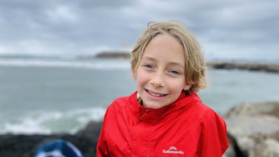 Mggie at the beach
