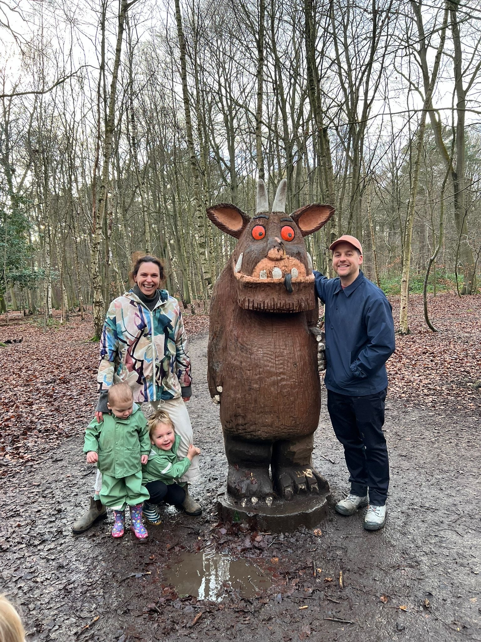 Jo Hughes smiling with her family 